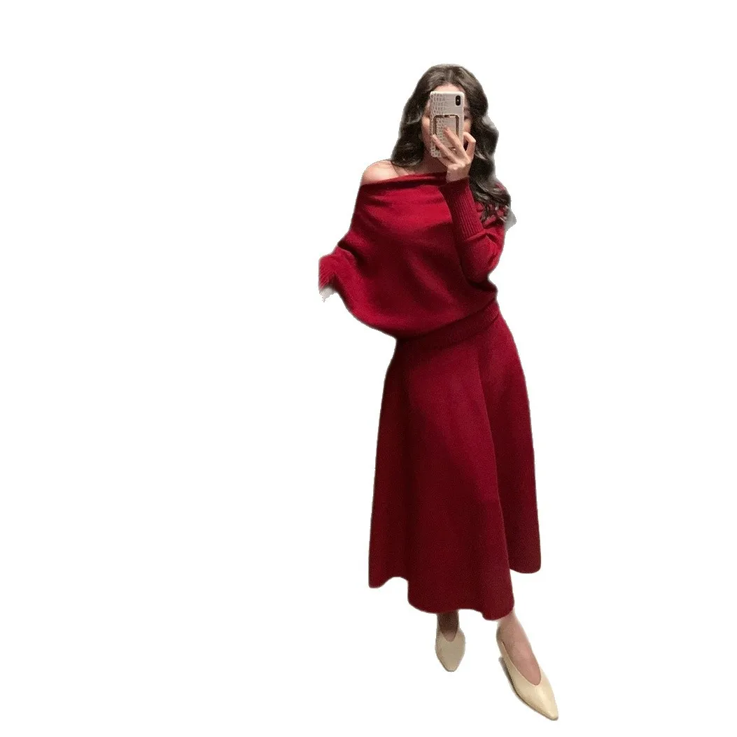 秋冬新作オールマッチセータースーツ レディース伸縮性カジュアルルーズ無地斜め襟ニットツーピーススカートスーツ