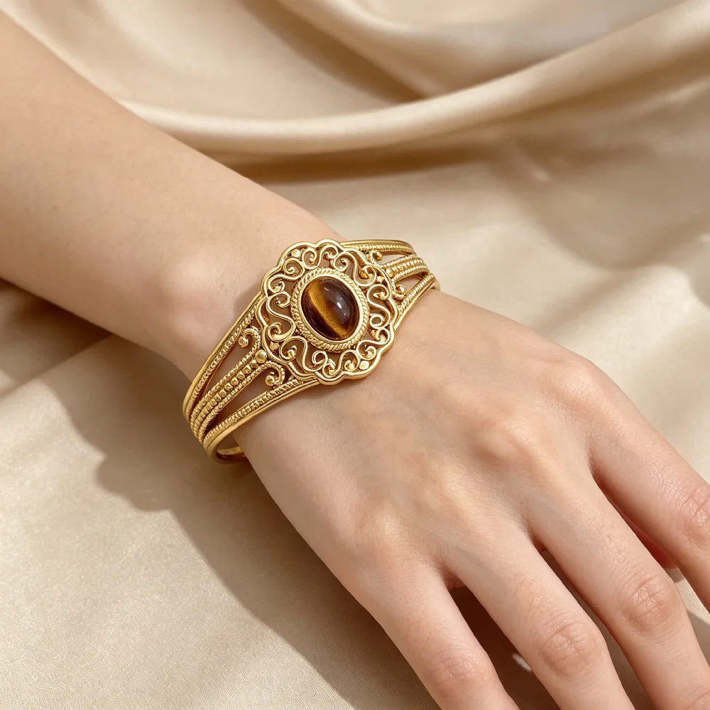 Greatera Brand Man Woman Stainless Steel Tiger Eye Stone Crown Gold Color Bangle Festival Luxury Vintage Waterproof Jewelry