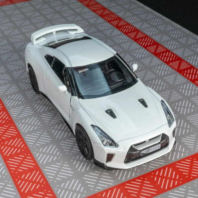 1:36 GTR R35 Sports Car High Simulation Diecast Car Metal Alloy Model Car Children's Toys Gollection Gifts