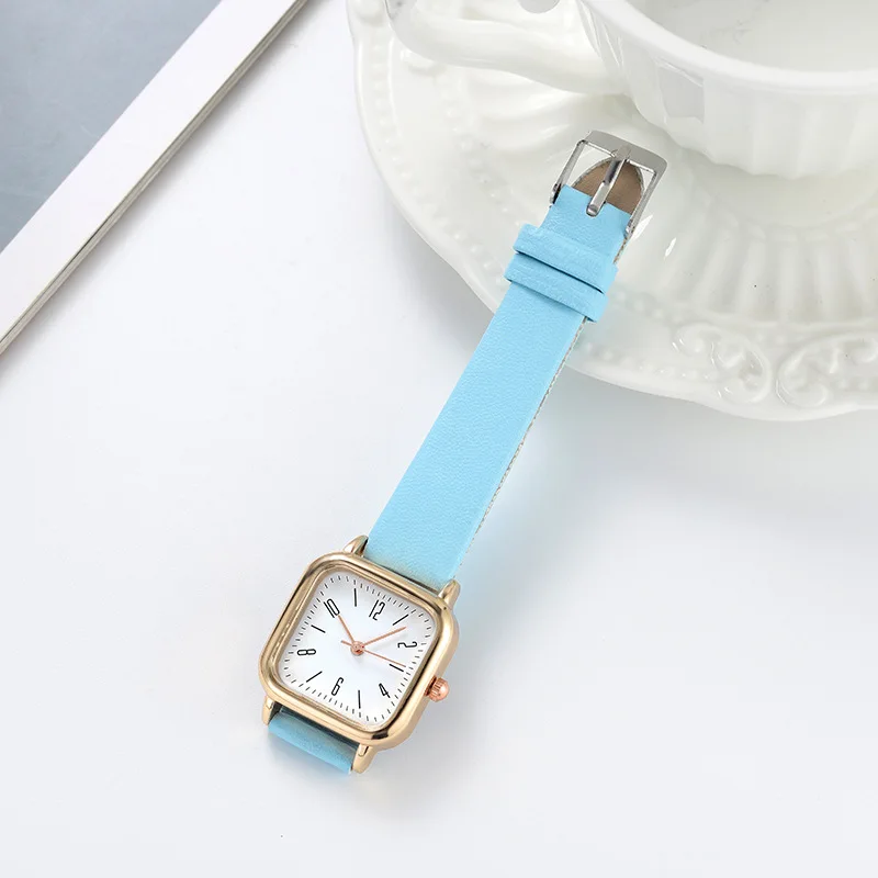 Reloj Mujer 2023 Fashion Diamond Square Watches Women Leather Quartz Watch Elegant Retro Womens Wrist Watch Relogio Feminino