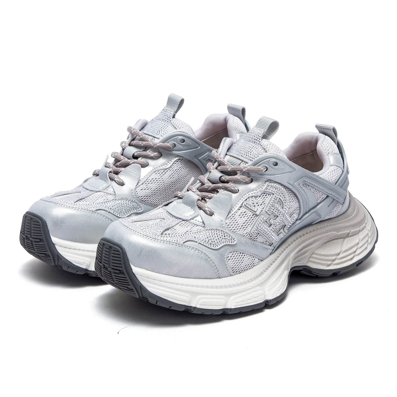 

Women's Walking Shoes 2026 New Silver Lace Mesh Shoes Simple and Comfortable Outdoor