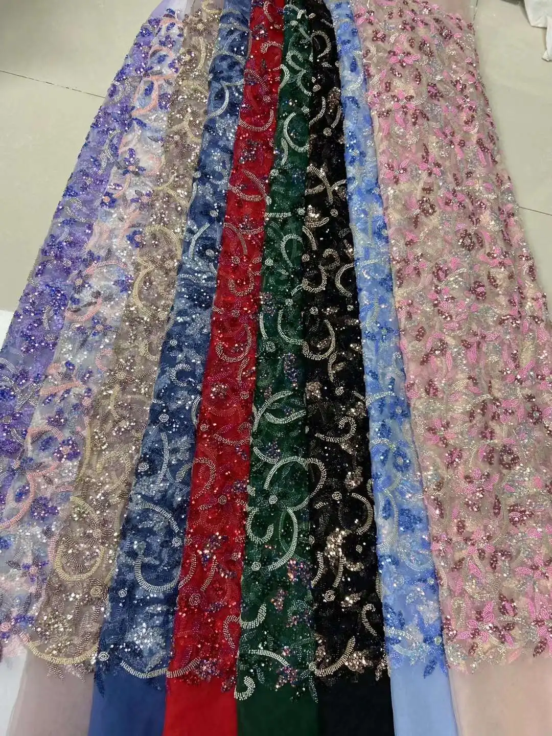 High Qualiy Fashion Luxurious French Embroidery Groom Lace Fabric African Nigerian With Sequins Fabric For Wedding Dress 5 Yards