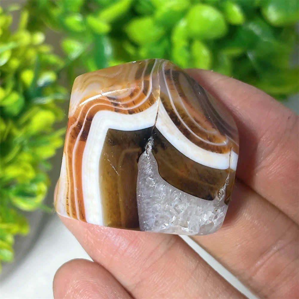 Red Carnelian Palm Stone Quartz Feng Shui Reiki Massage Stone Home DecoratiGift Healing Polishing Healing Spiritual Decoration view 6