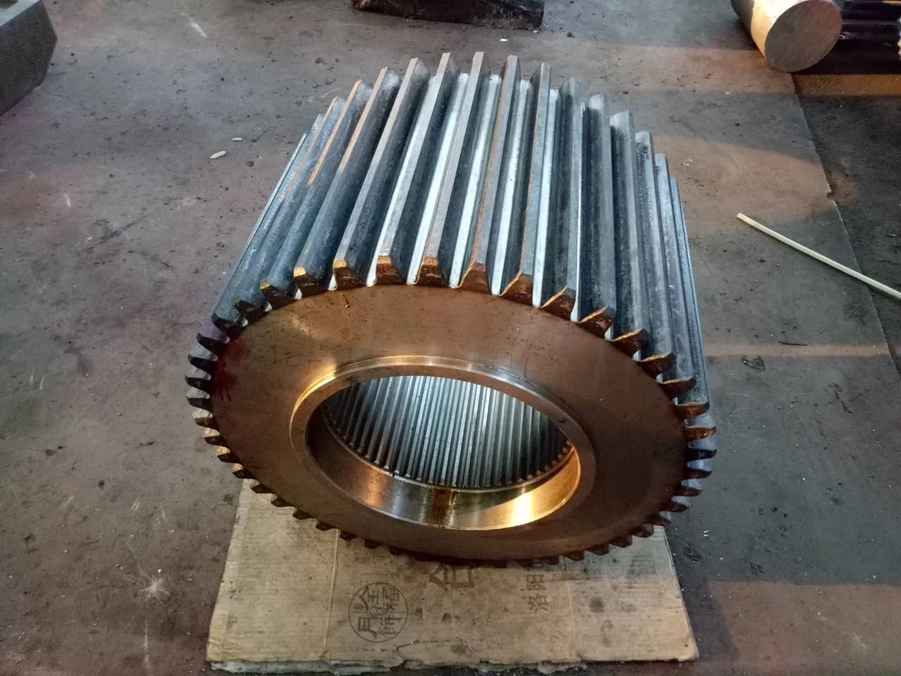 Wangli repuestos personalizados forjado engranaje grande 42CrMo engranaje grande recto de acero de aleación