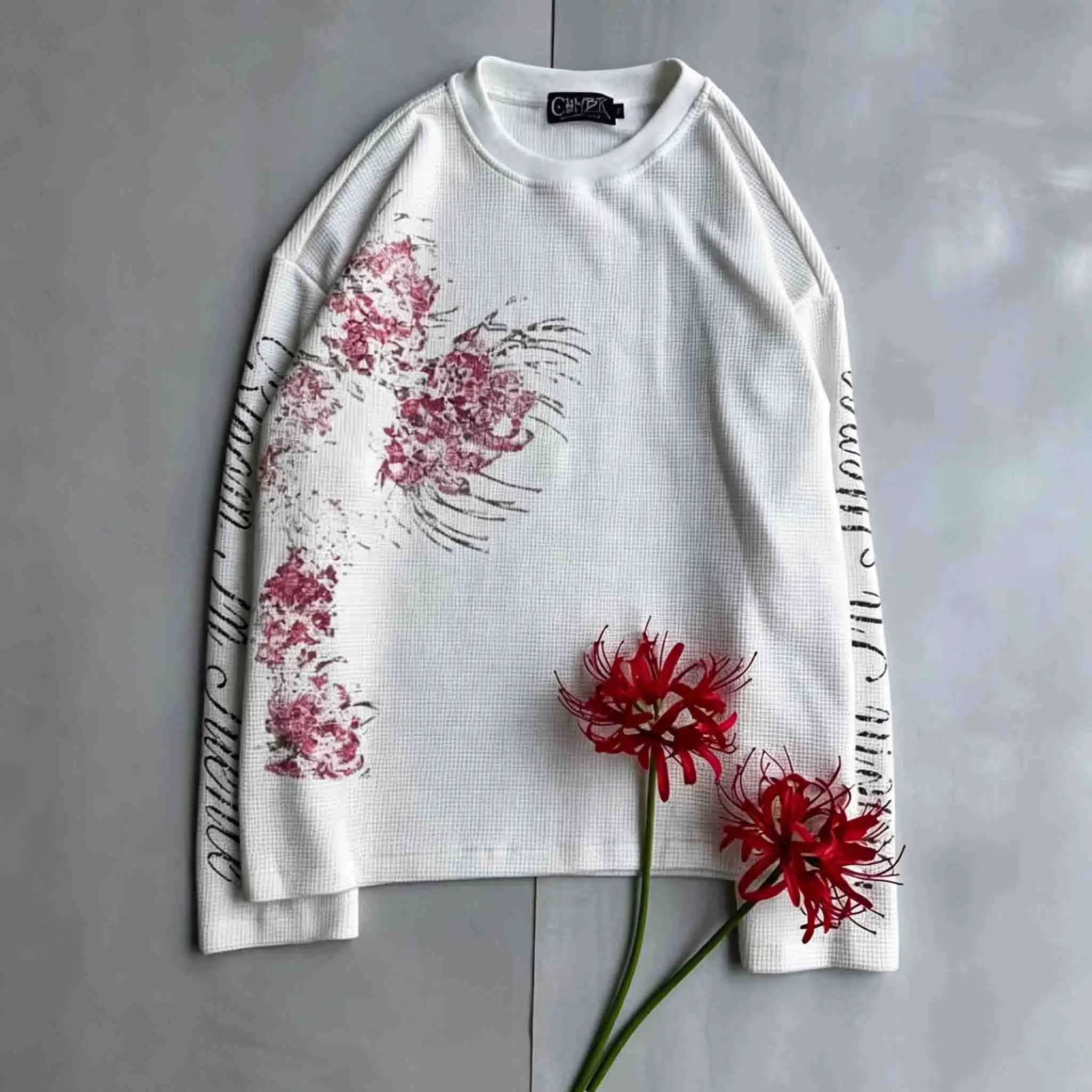 Herren/Damen Langarm-Shirt mit Spinnenlilien-Print und Waffelstruktur, Gothic Blumenmuster Oversized Freizeit-T-Shirt 2026 – Detail 1