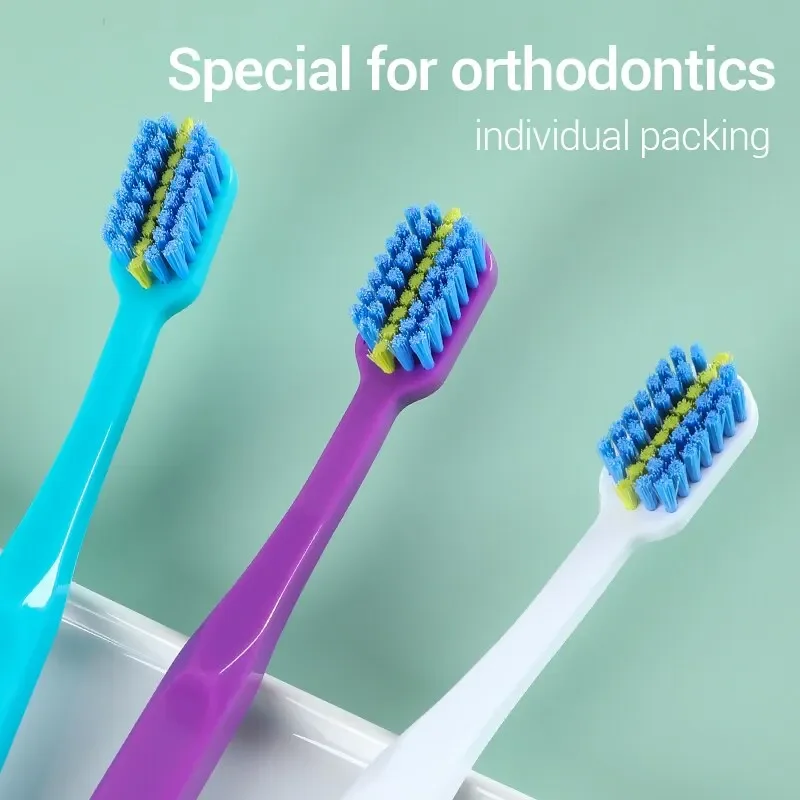 

Набор из 3 ортодонтических зубных щеток для взрослых, мягкая щетина, для ухода за полостью рта