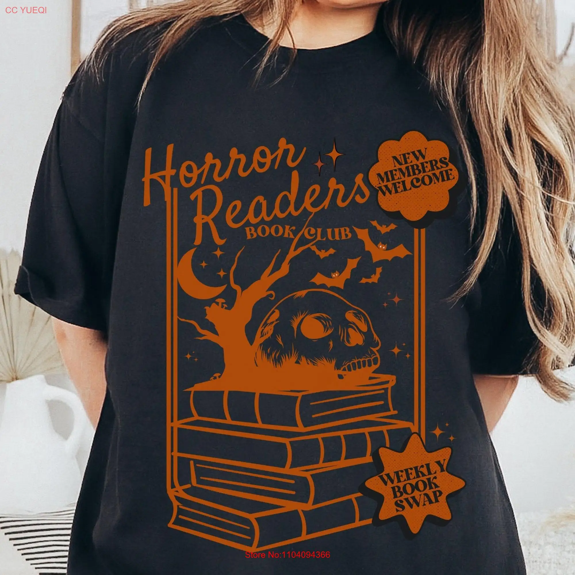 

Comfort Colors Horror Reader Book Club Футболка Bookish Crewneck Хэллоуин Ретро Merch Lover с длинными или короткими рукавами