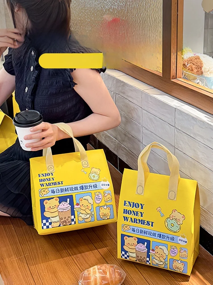 bakery-takeaway-insulated-thermal-non-woven-fabric-handheld-gift-bag-bear-pastry-coffee-milk-tea-cake-delivery-packaging-bag