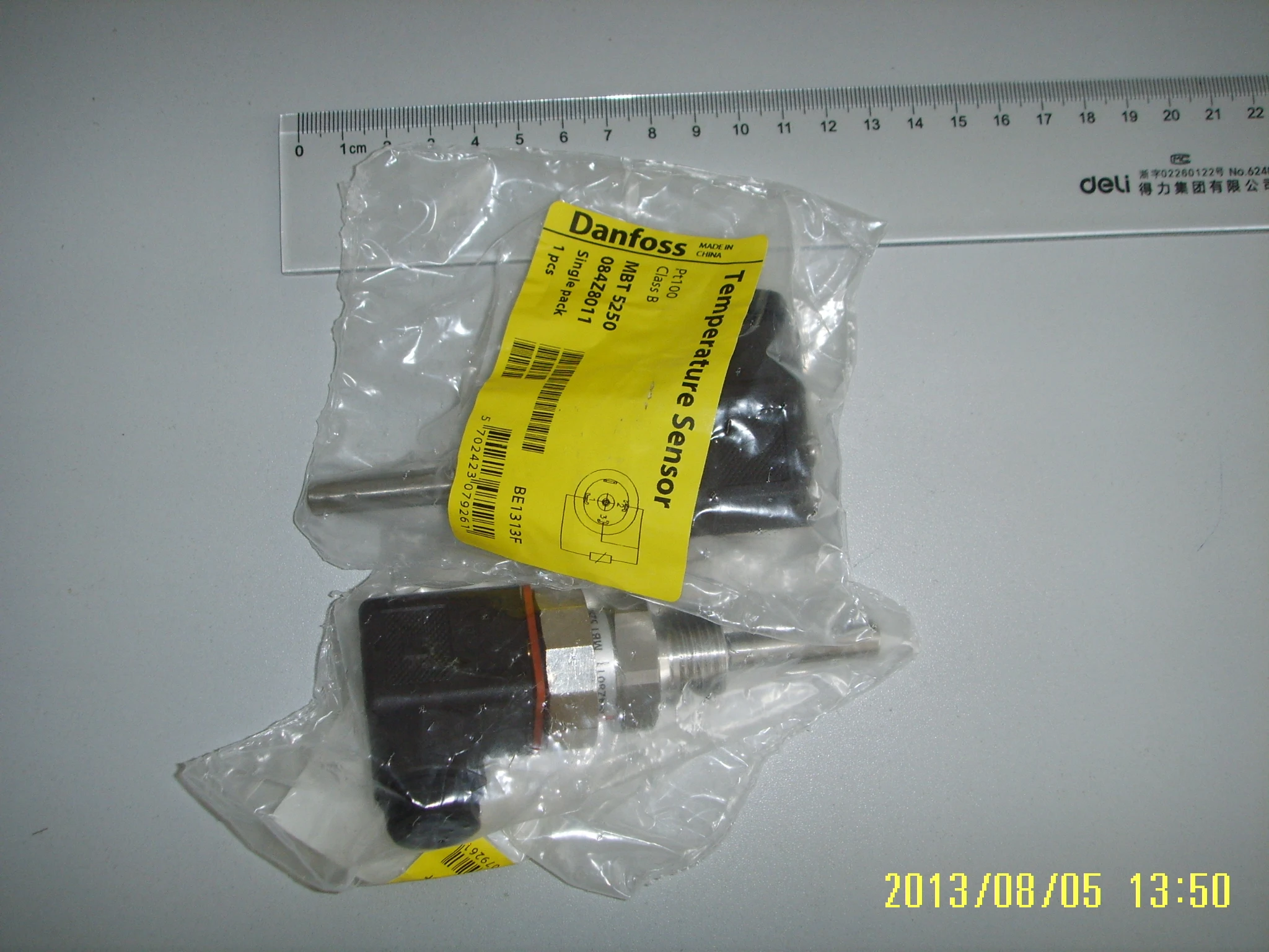 

Подлинный датчик температуры и передатчик Danfoss MBT5250 084Z8011