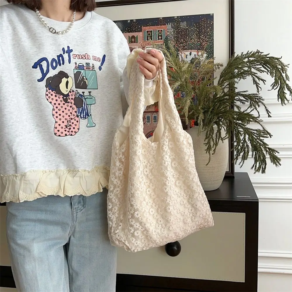 

Sweet Daisy Flower Shoulder Bag Pastoral Style Underarm Bag Mesh Hollowed Vest Bag Nylon Lightweight Bohemian Handbag Daily