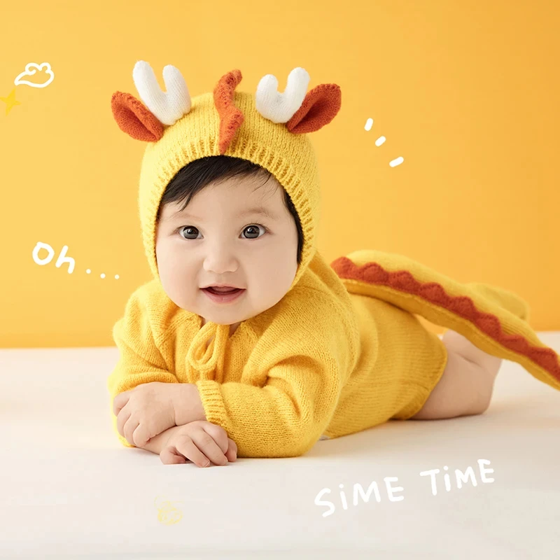 3-5 Months Baby Photography Clothing Hand Knitted Jumpsuit Hat + Socks 3pcs/Set Cute Dragon Horn Outfit Sunflower Pillow Props