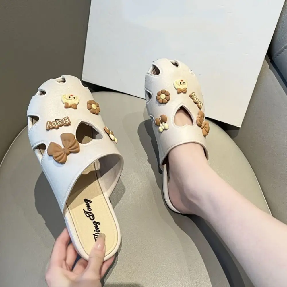 

Fashion Kawaii Leather Slippers Women Flower Bow Non-slip Slides Sandals Cover Toe Shoes Beach Hole Slippers Girl