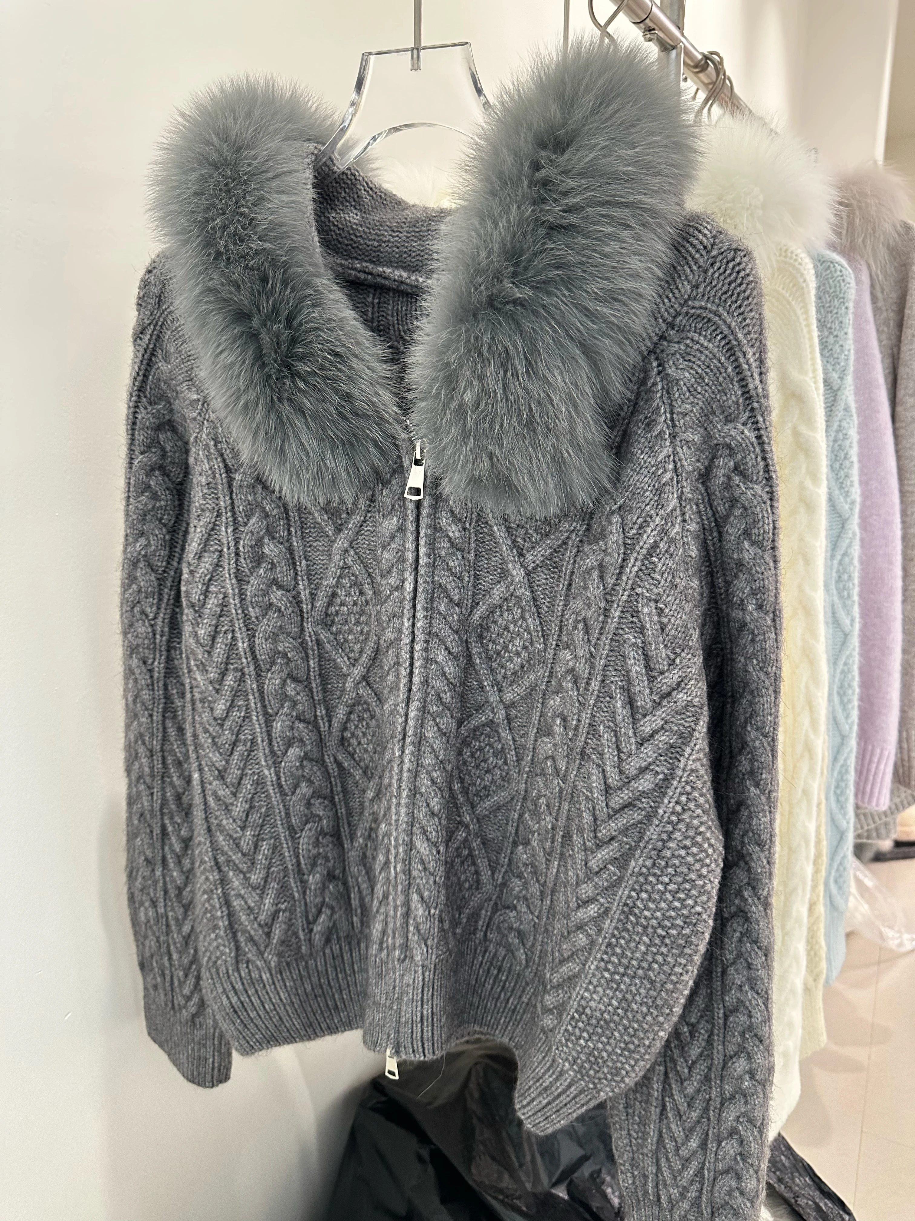 2026 New Women Spring Autumn Real Fox Fur Collar Hooded Cardigan Knitted Sweater Female Jacket Outerwear Cardigan Coat - view 6