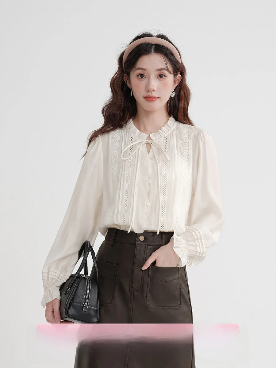 

Женская блузка с цветочной вышивкой, длинным рукавом, V-образным вырезом и пуговицами, для повседневной носки, весна 2026, новый дизайн, простой стиль