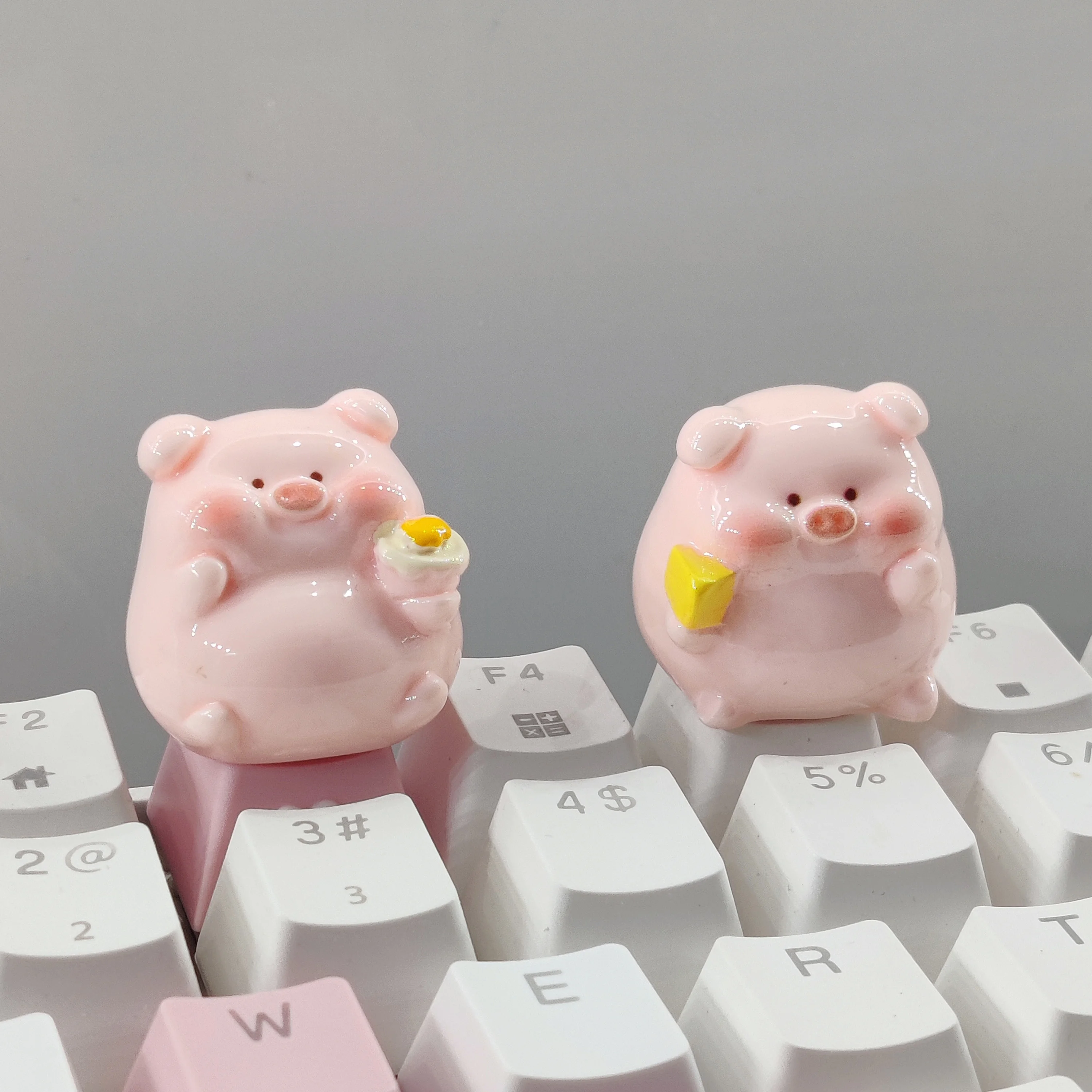 Handmade Creative Cute Pink Cartoon Pig Personalized Keycaps Single R4 Cross Axis Mechanical Keyboard Added  Key Caps