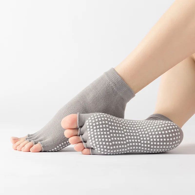 Five-finger beginner open-toe yoga socks women's summer thin cotton mid-barrel silicone non-slip yoga running socks split toes