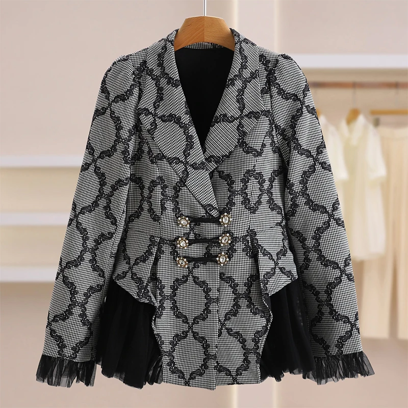 faionable-floral-patterned-ort-waist-cinching-jaet-with-rhinestone-button-flip-collar-by-fraance-of-spring-for-women