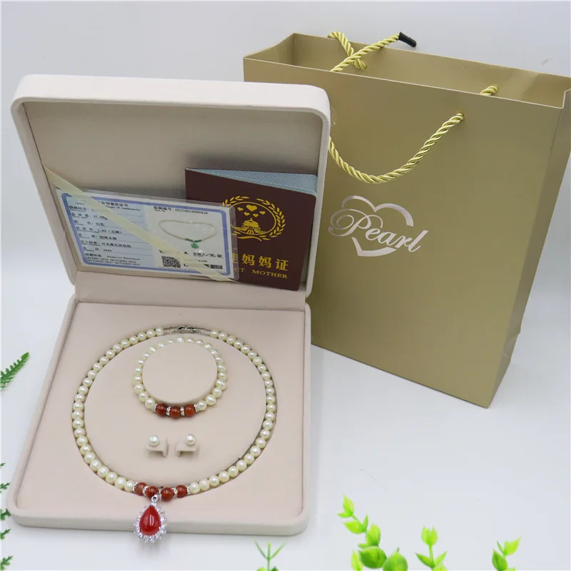 High quality three piece natural freshwater pearl necklace for women, fashionable and elegant jewelry set as a Mother's Day gift