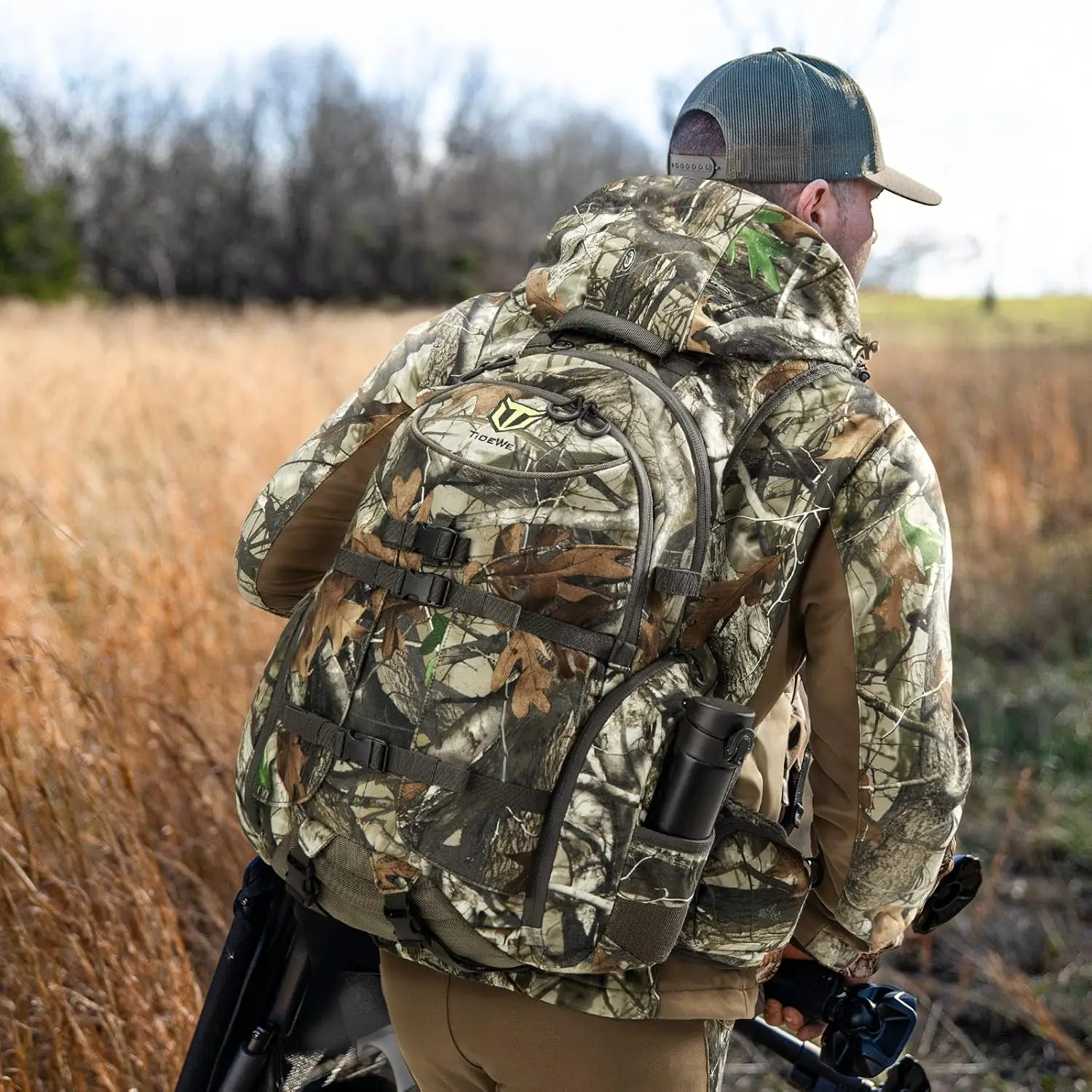 TIDEWE Hunting Backpack, Waterproof Camo Hunting Pack with Rain Cover, Long-Lasting Large Capacity Hunting Day Pack for Rifle Bo