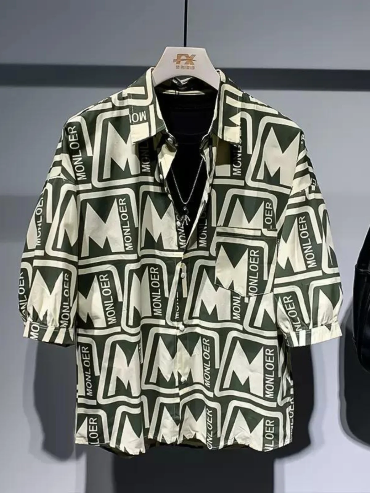 

Свободный крой Hawaii Beach irt для мужчин, большой размер 300 Pou Hong Kong Sle Retro American Jaet, модный летний повседневный утюг