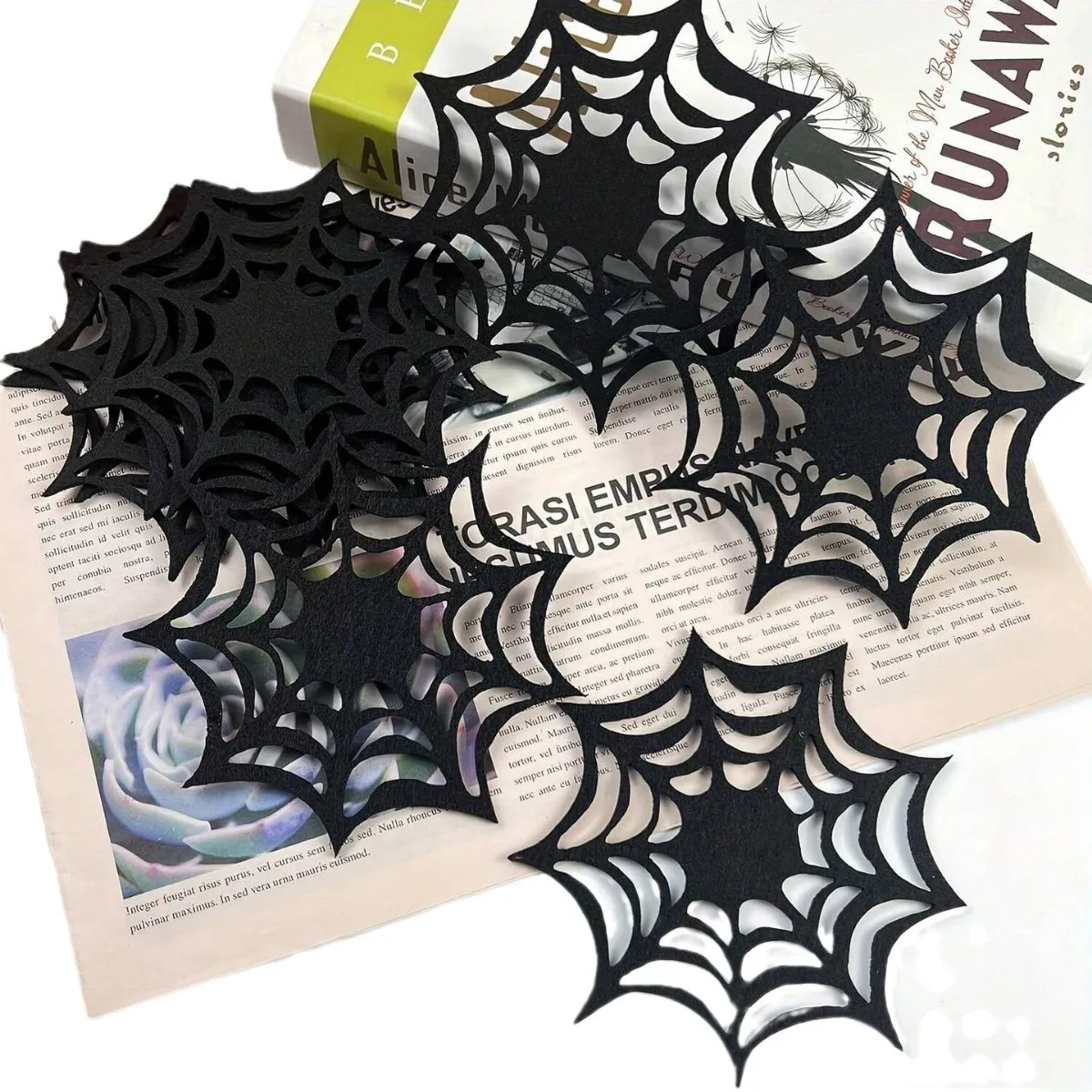 

6PC Halloween Table Mats Plastic Black Spider Web Party Bar Haunted House Home Spooky Spider Web 6PC Coasters Festive Decoration