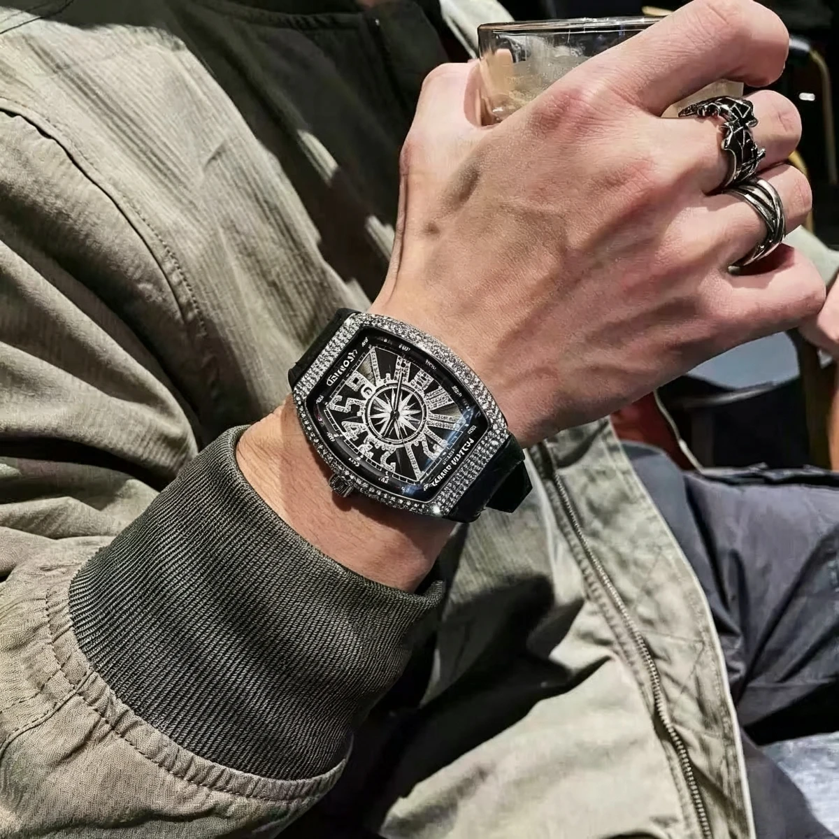 Tonneau Men's Quartz Watch Diamond-encrusted Calendar Window Luminous Leather Strap Fashion Men Large Dial Wrist-Watch for Gift