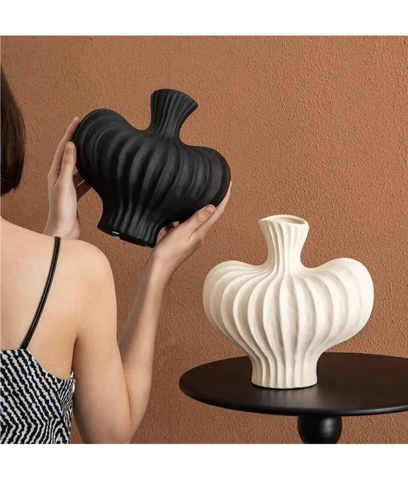 

Black White Irregular Shape Vases Creative Artistic Modeling Plastic Vases Imitation Ceramic Minimalist Decorative Vase