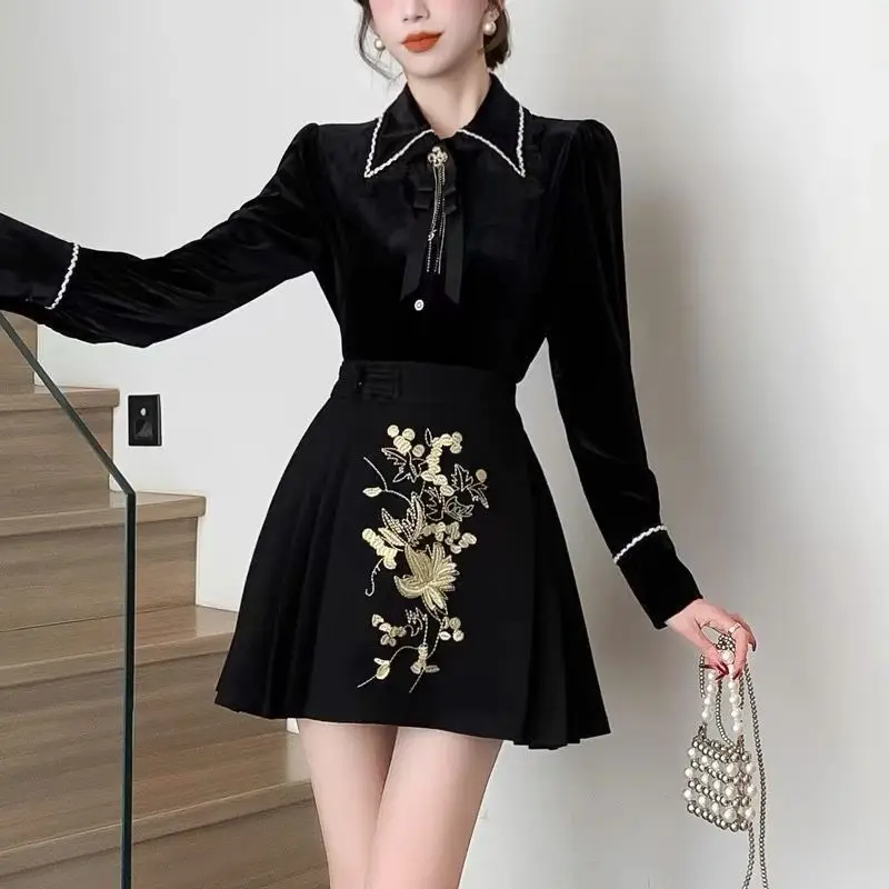 New Chinese Style Skirt for Women in Spring and Summer Short Horse-face Skirt Heavy-duty Embroidered Pleated Black Skirt