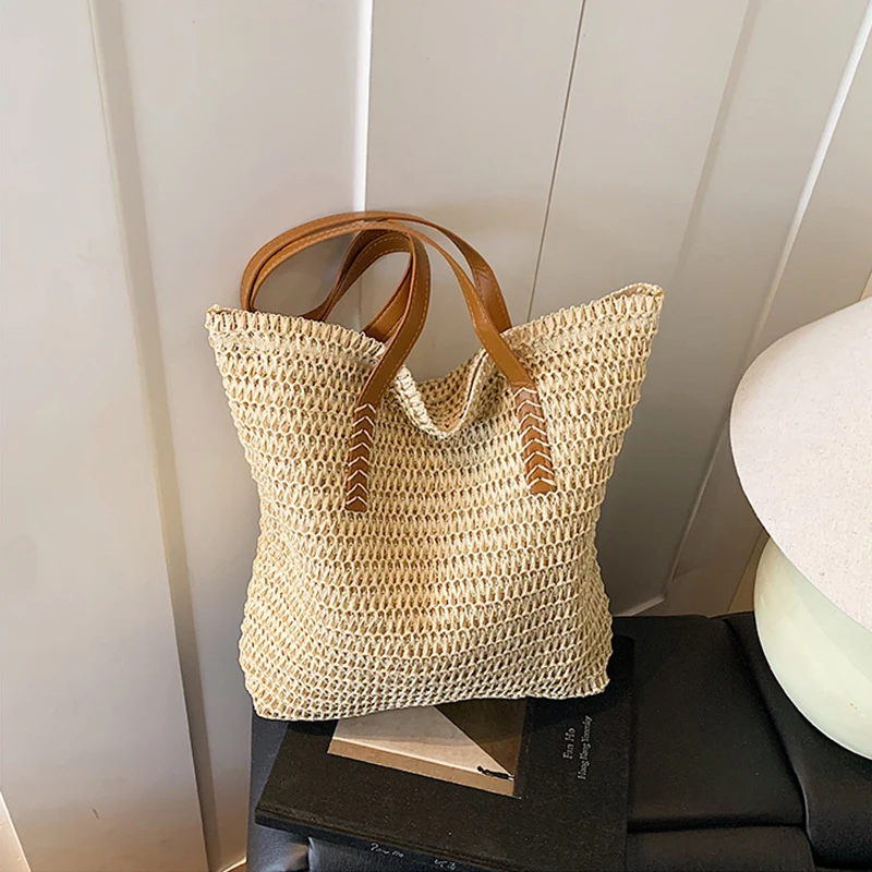 

Fashionable Large Capacity Straw Woven Bag Women's 2025 New Style Versatile Stylish Commuting Single Shoulder Bag Tote