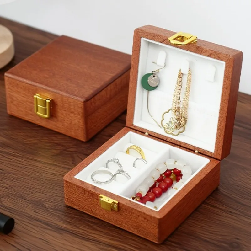 

Коробка для хранения ювелирных изделий из цельного дерева, мини-органайзер для ювелирных изделий, дорожное ожерелье, футляры для колец, брелок, серьги, подвески, коробки для браслетов