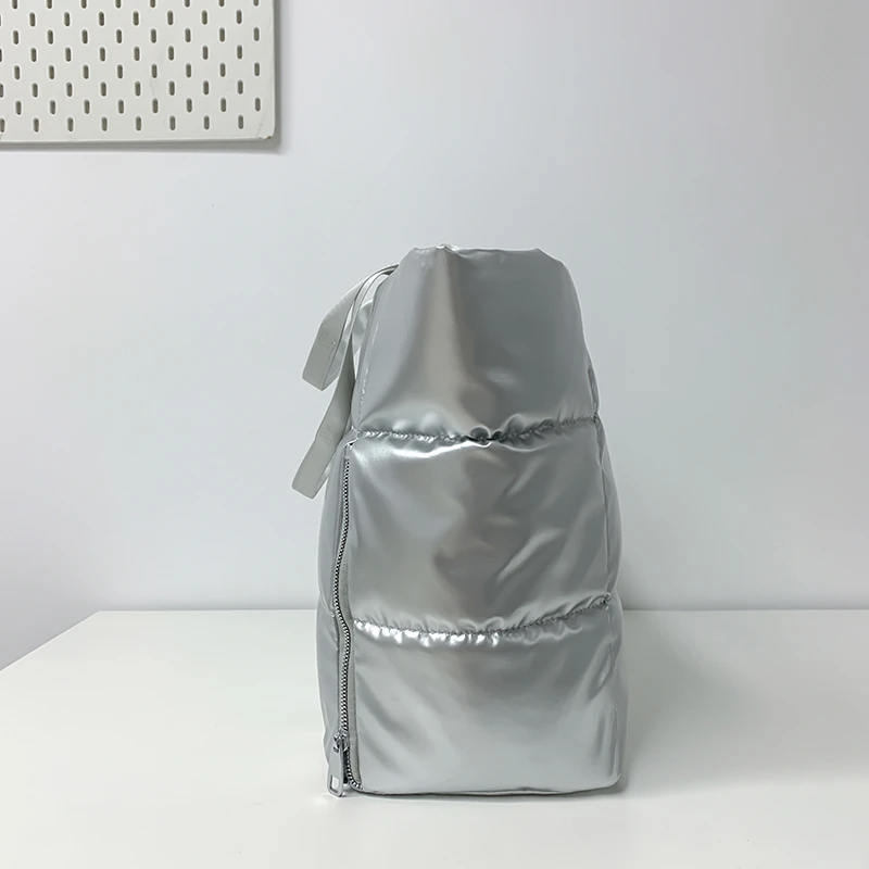 Übergroße lässige Reisetasche für Frauen wasserdichte Nylon gepolsterte Einkaufstasche geste ppte Baumwolle Raum Handtasche Messenger Mode Paar Tasche – Detail 10