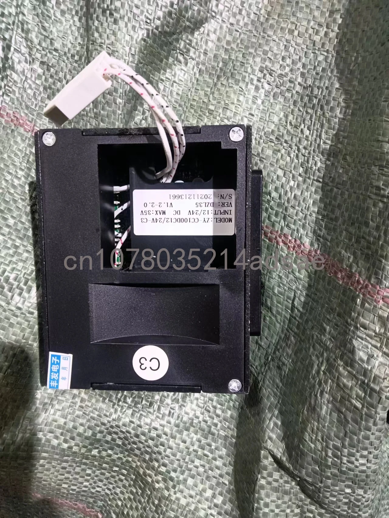 

ZY-CC100DC12/24V-C3/C2 DZL35 Модуль драйвера компрессора с регулируемой частотой для автомобильного холодильника