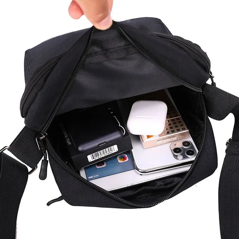 Men\'s Shoulder Bag Trendy Oxford Cloth Small Messenger Bag Casual Simple Mobile Phone Bag Crossbody Flap Bag Wallet Card Holder