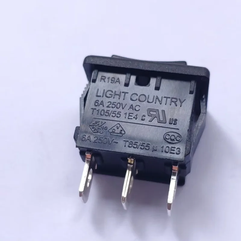 100% الأصلي حقيقية قارب على شكل تحويل الطاقة التبديل R19A 6A250V T105/55 1E4 لوحة حجم 15*21 مللي متر