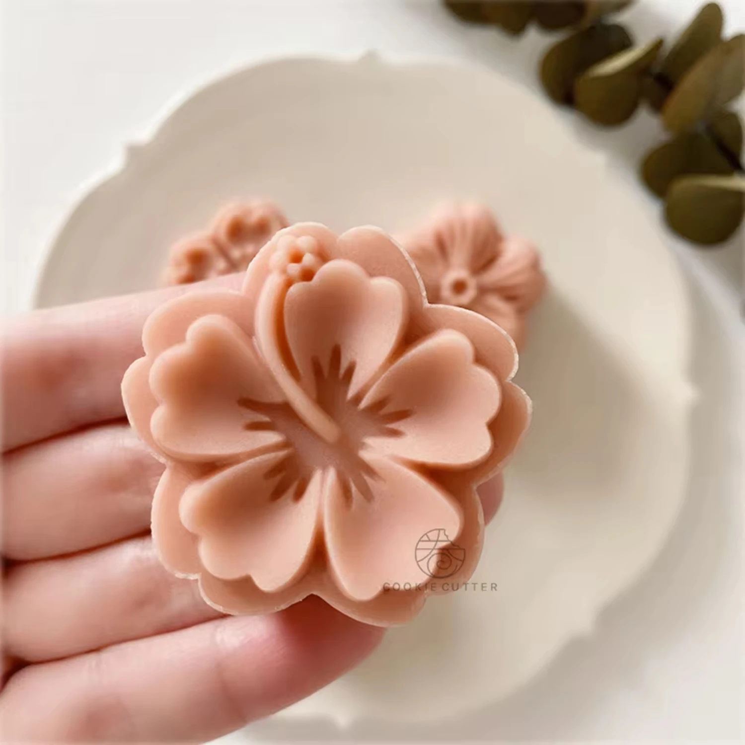 New 4Pcs/Set Mooncake Mold Cherry Blossom Flowers Pattern Stamps Hand Press Mold Plungers Pastry Tools Mid-autumn Festival