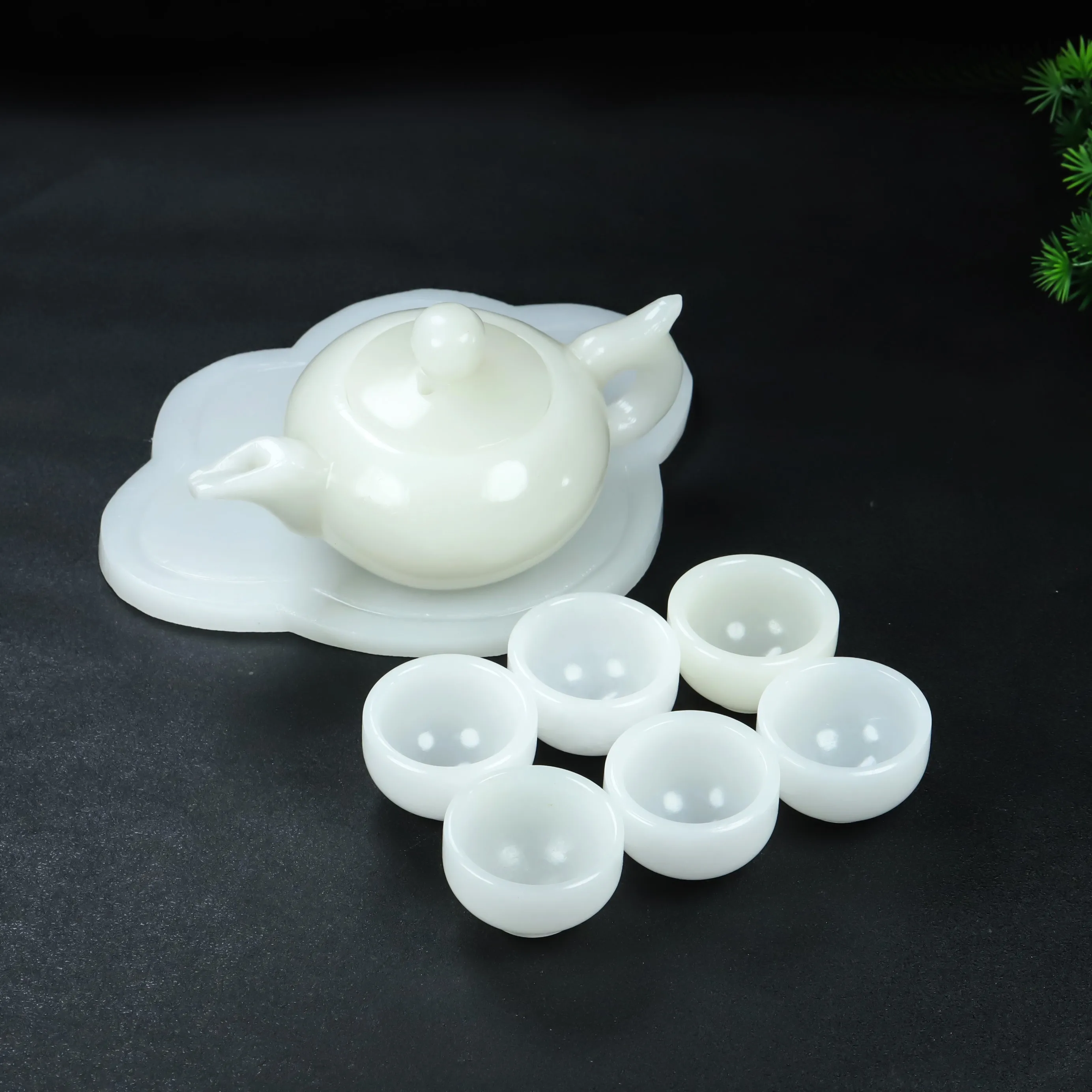 Exquisite Chinese Natural Afghanistan white jade teapot and small cups