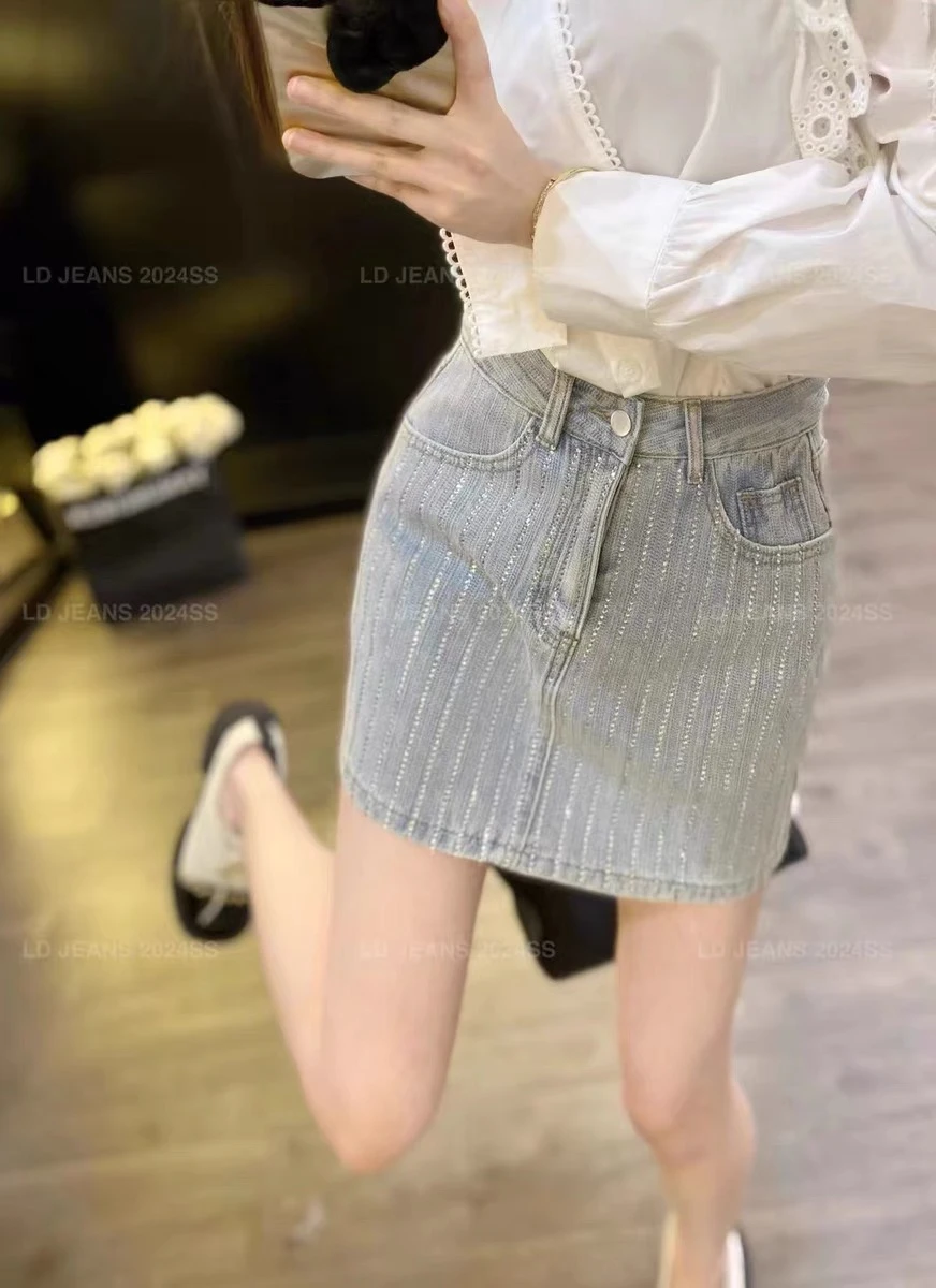 Spring and summer new hot diamond niche denim skirt for women, Japanese casual bag buttocks short skirt with safety pants