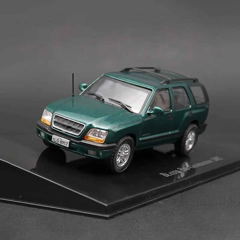 

IXO Diecast 1:43 Scale Blazer 2nd 2002 Alloy Classic Car Model Finished Product Simulation Toy Collection Static Model