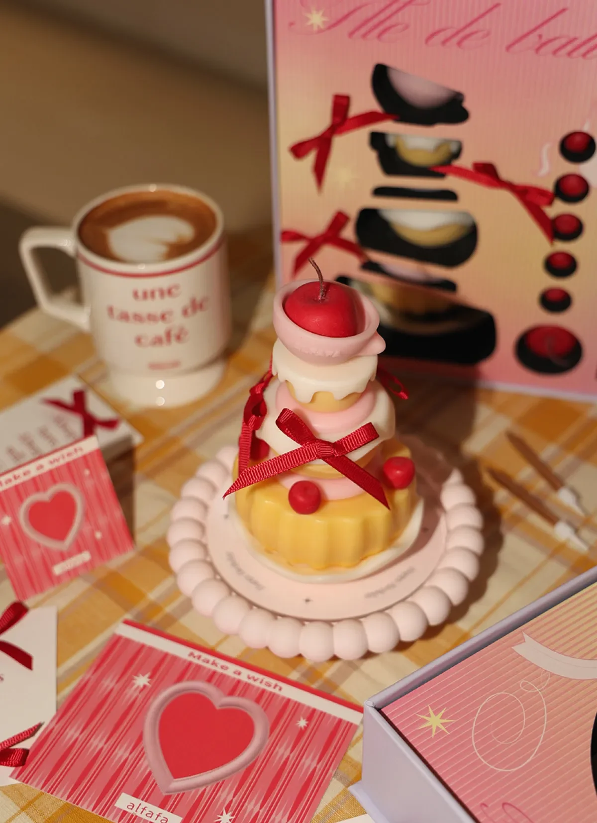 Wishing cake series Girl's red ribbon bow stacked candle gift box niche gifts