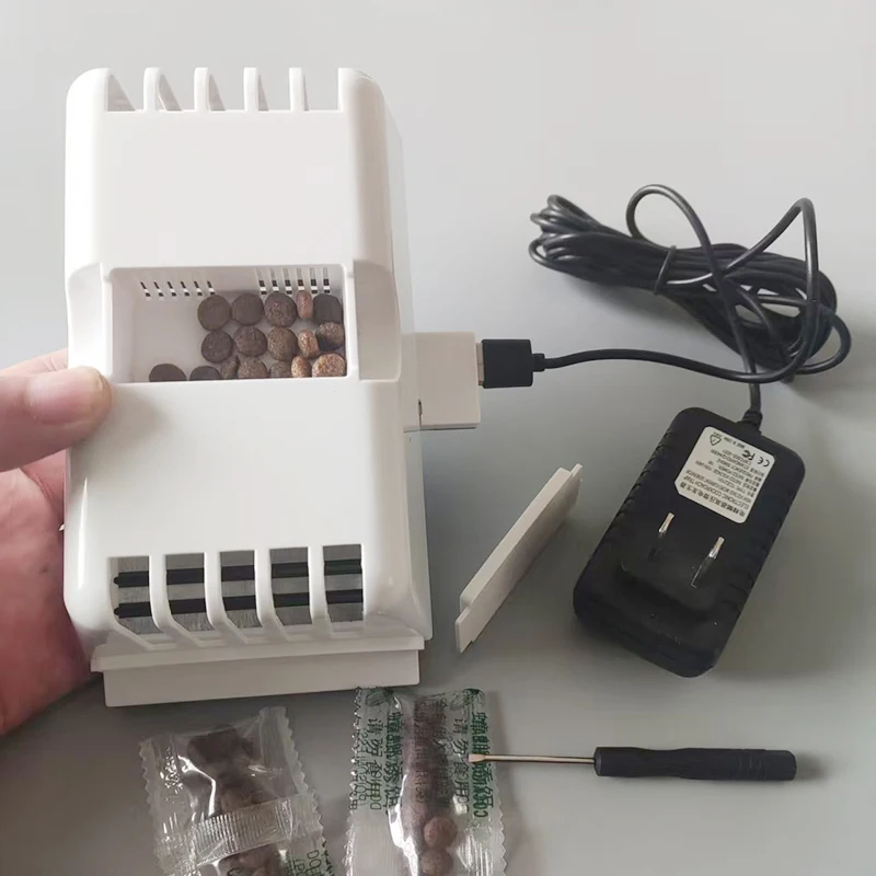 

Electronic Cockroach Killer For Home Kitchen, Safe To Kill Cockroaches, Magic House Box, Pet Friendly, Non-Toxic, One Nest End