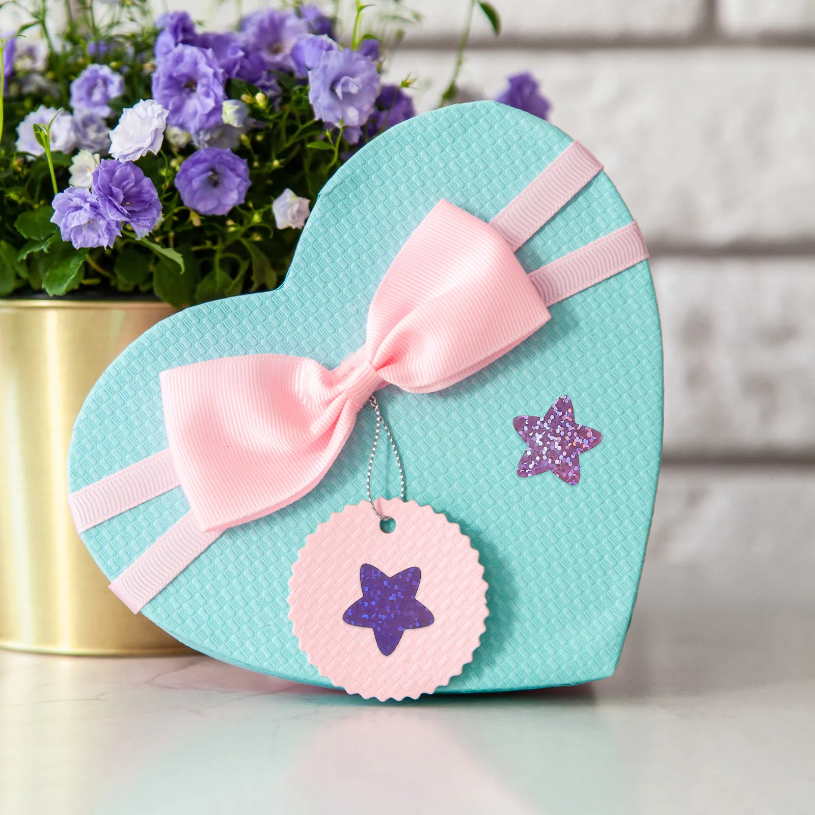 

Five-Point Star Stickers Self-Adhesive Classroom Decals for Student Rewards Teacher Appreciation Home School Decoration