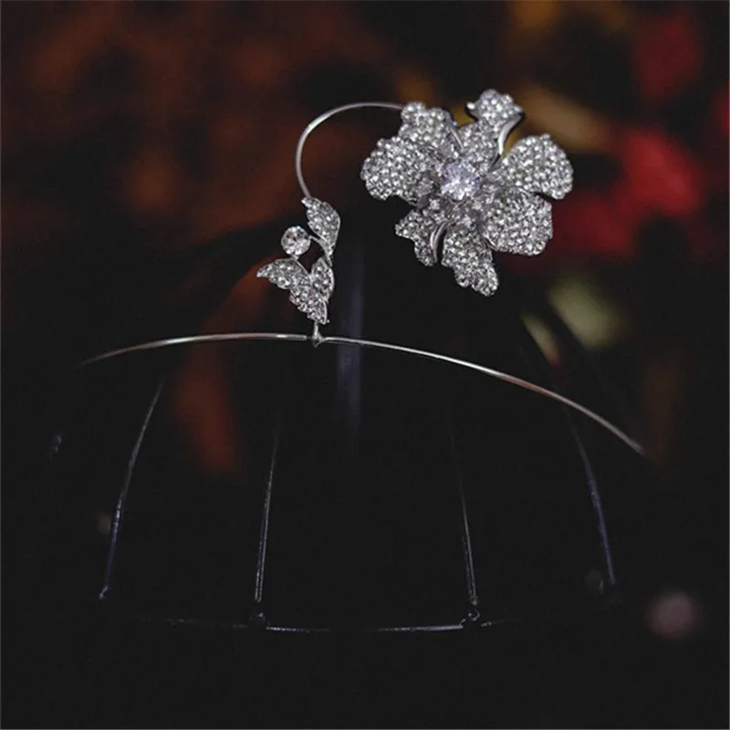 

CC Crowns for Women Wedding Hair Accessories Bridal Headbands Engagement Hairwear Crystal Flower Shape Crown Diadems Gift AN095