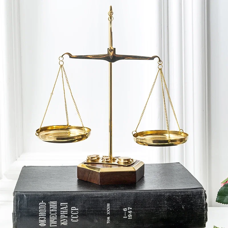 Imported Brass Exquisite Golden Balance Scale High-End Lawyer Club Study Lucky Gift Decoration