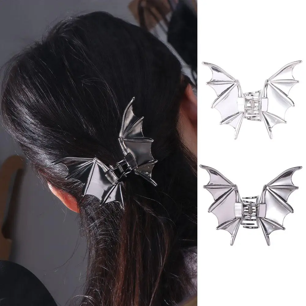 

Fashion Y2k Bat Claw Clip Shark Clip Korean Style Bat Wing Hair Claw Crab Clip Barrettes Bat Hairpin Halloween