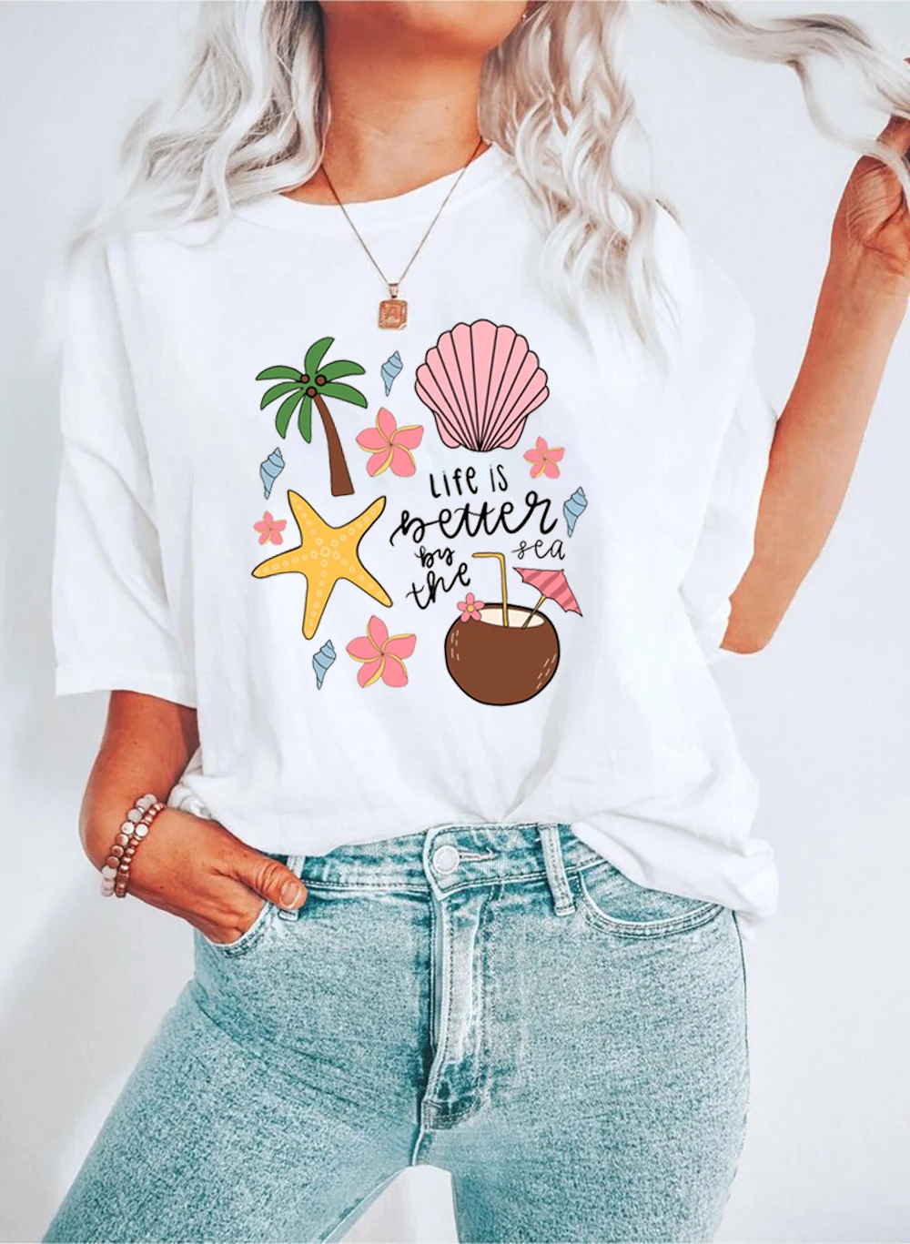 

Life Is Beauty Sea Graphic Tee Summer Fashion Beach Style Starfish Shell Coconut Print Women T-Shirt Short Sleeves