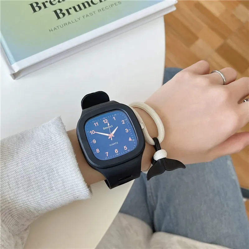 Fashion Square Quartz Digital Dial Casual Wrist Watches Rubber Strap Fashionable Clock Waterproof Wristwatch for Women