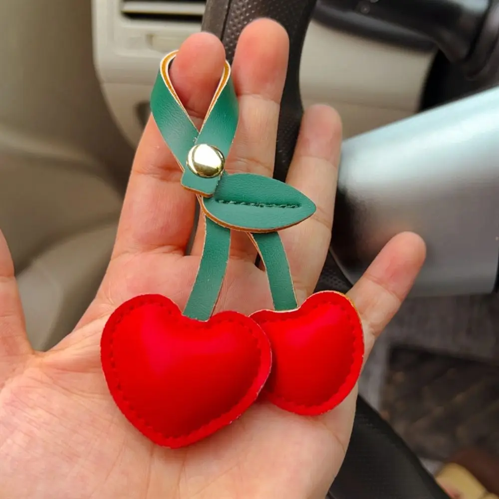 

Trendy PU Leather Keychain Love Car Keyring PU Leather Hanger Cartoon Fashion Bag Pendant Women