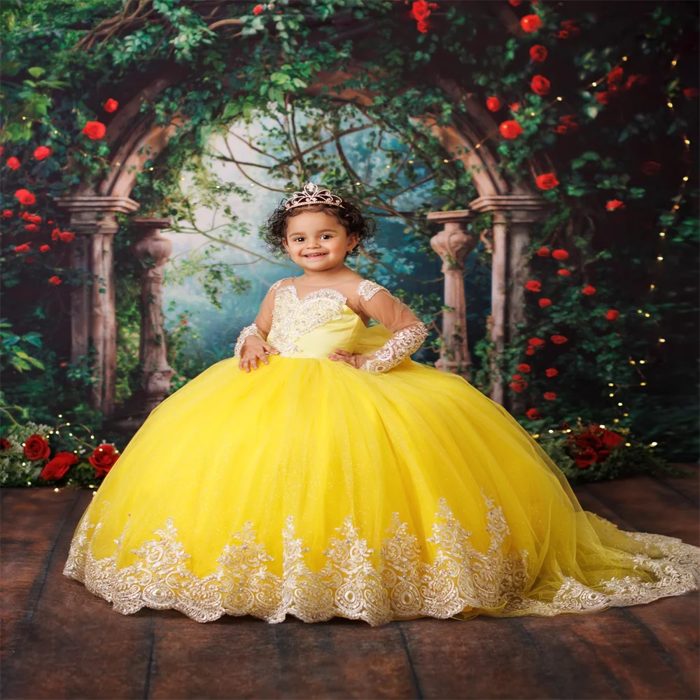 

Long Trains Fluffy Flower Girl Dress Yellow For Wedding White lace appliqués With Bow Eucharistic Birthday Party Dresses
