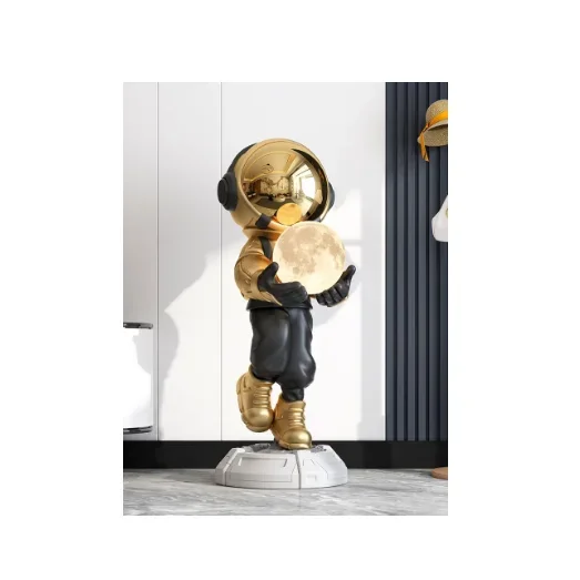 Hot Sale Astronaut Spaceman Sculpture Large Hotel Lobby Shops Decorative Modern Resin Standing Floor Lamp