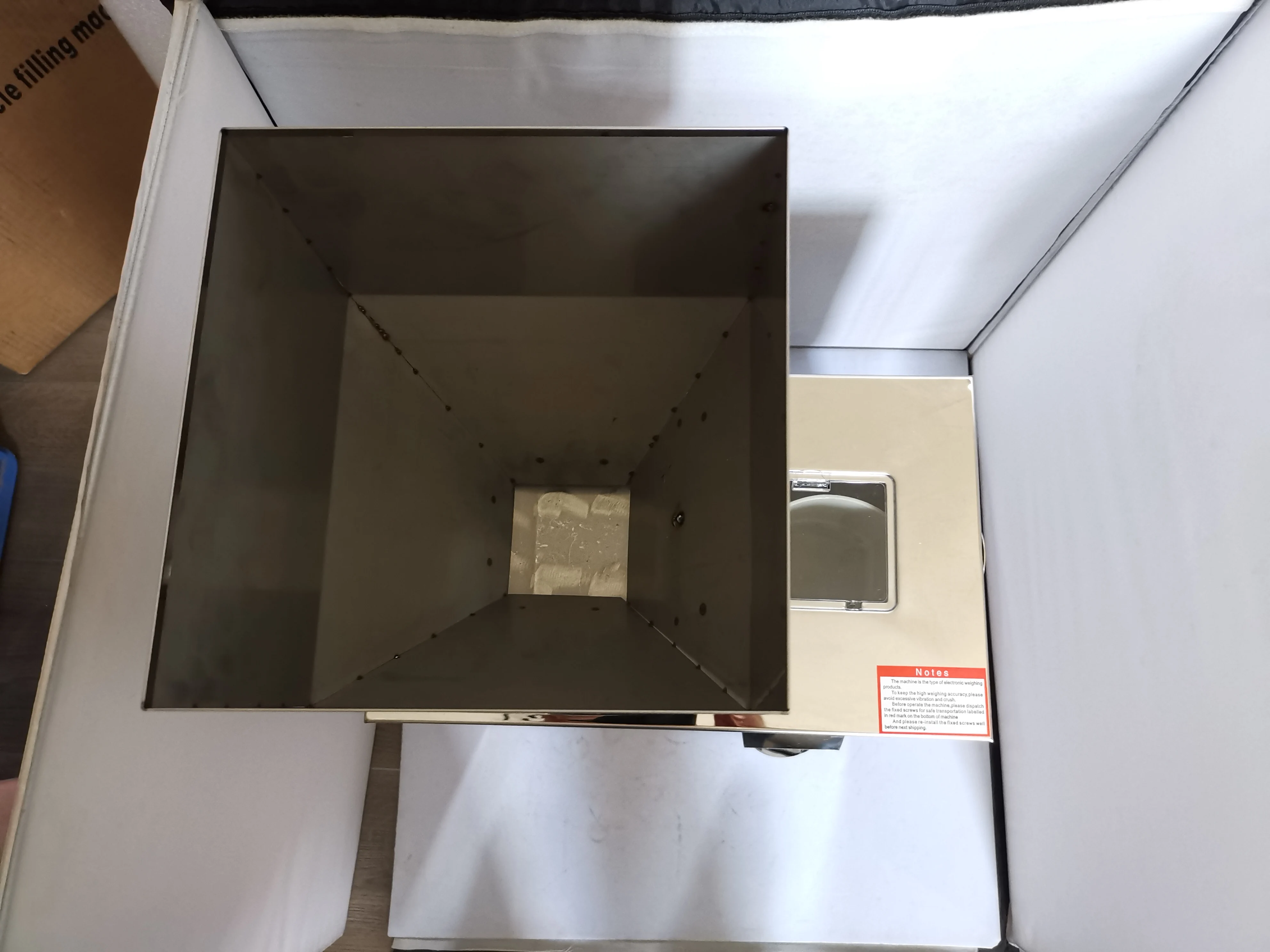 5-500g automatic Food weighing packing machine powder granular tea hardware  materials filling machine Double vibrator version